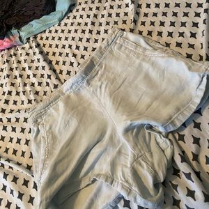 Jessica Simpson flouncy shorts